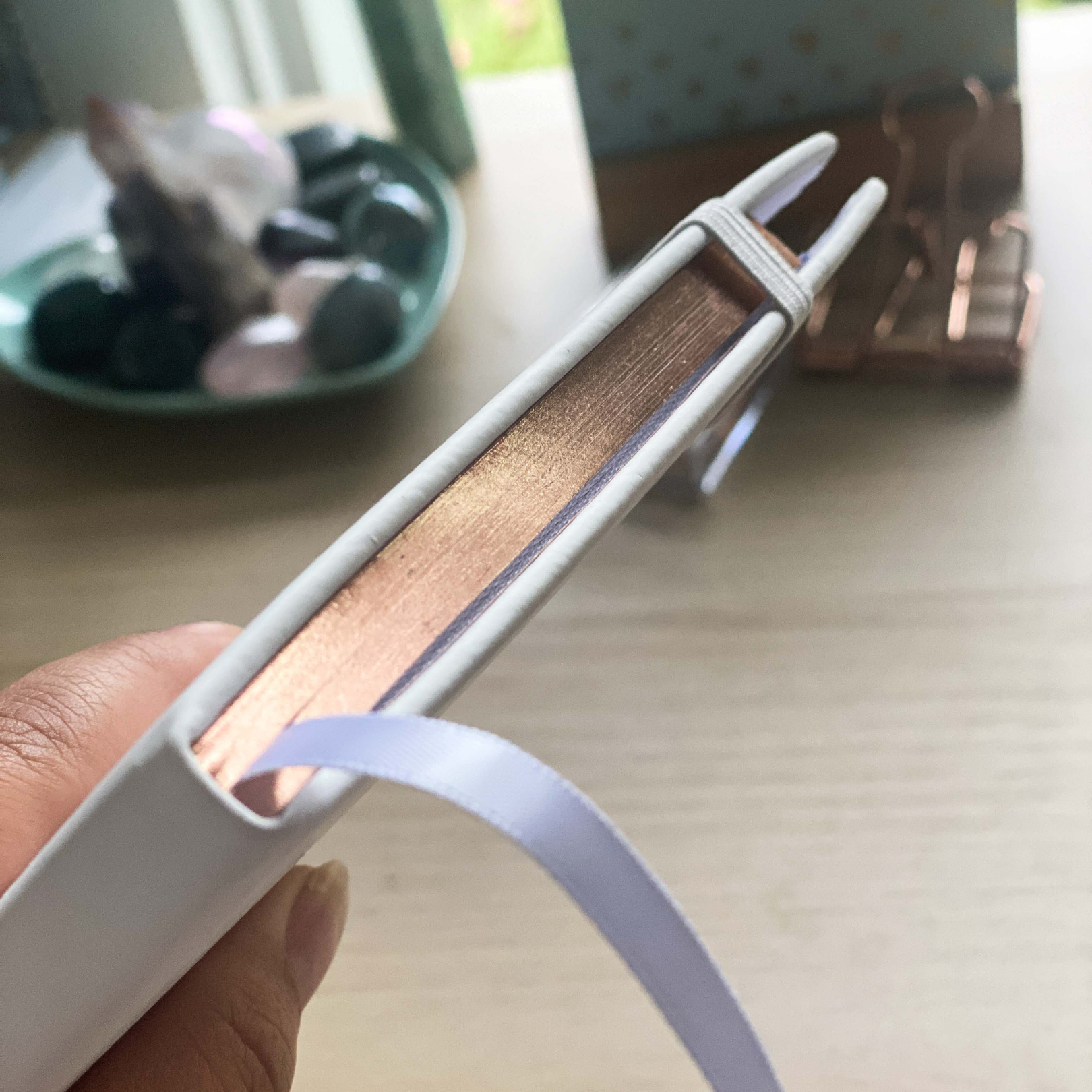 Diagonal Horizon Notebook with pen - [collection_type]